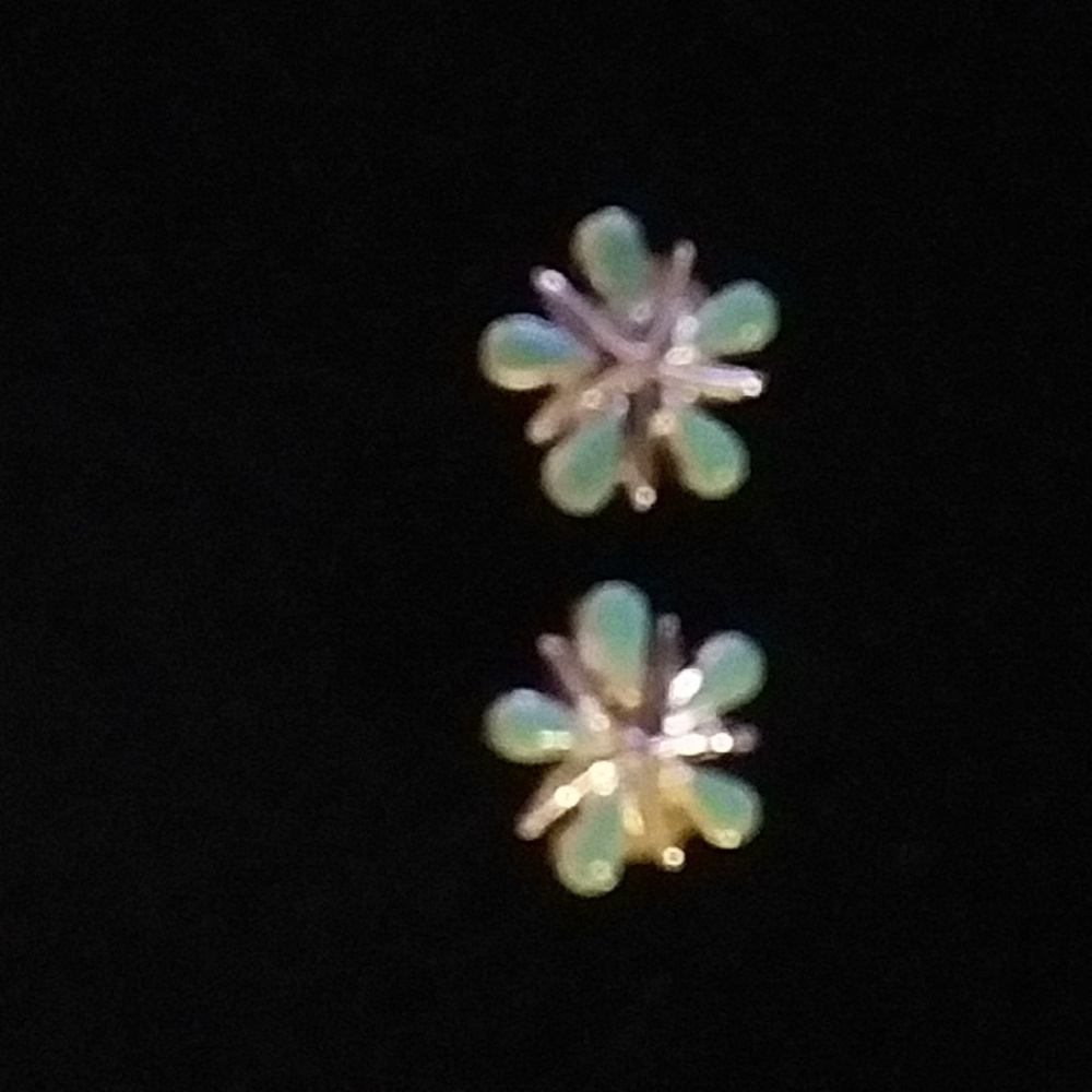 Vintage cup on earrings